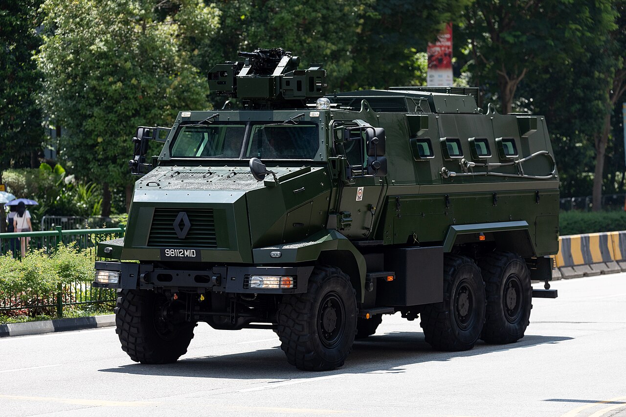 98112MID Renault Trucks Defense Higuard Mine Resistant Ambush Protected (MRAP) vehicle