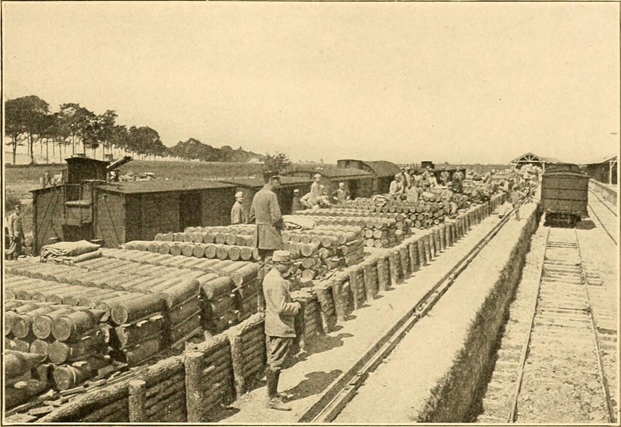 The warfare of to-day (1918)