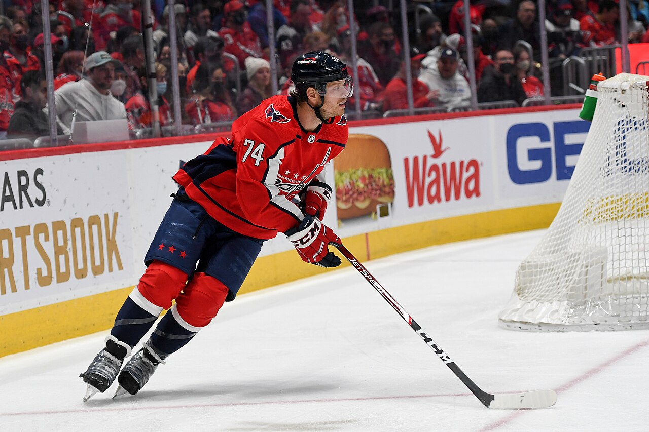 John Carlson (ice hockey)