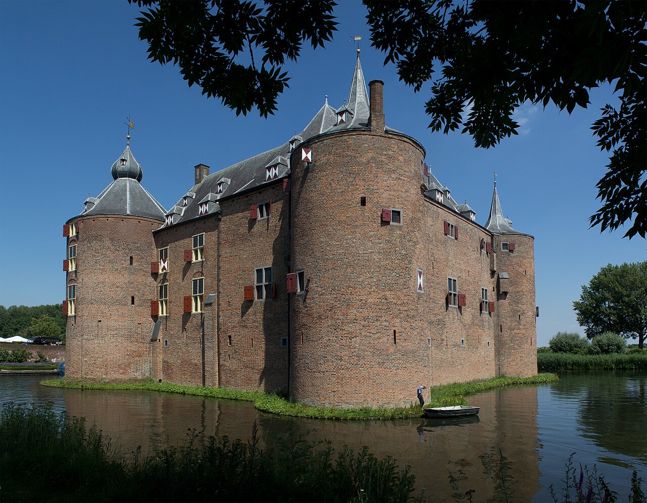 Ammersoyen Castle