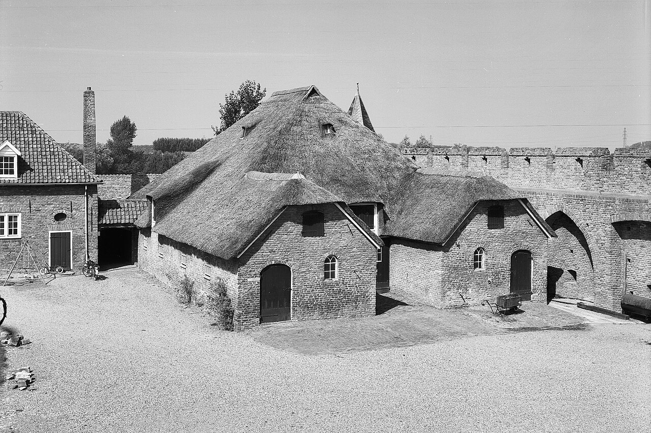 Doornenburg Castle