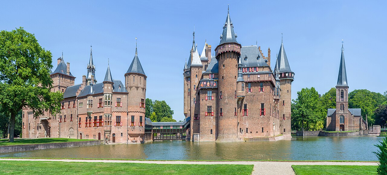 Water castle