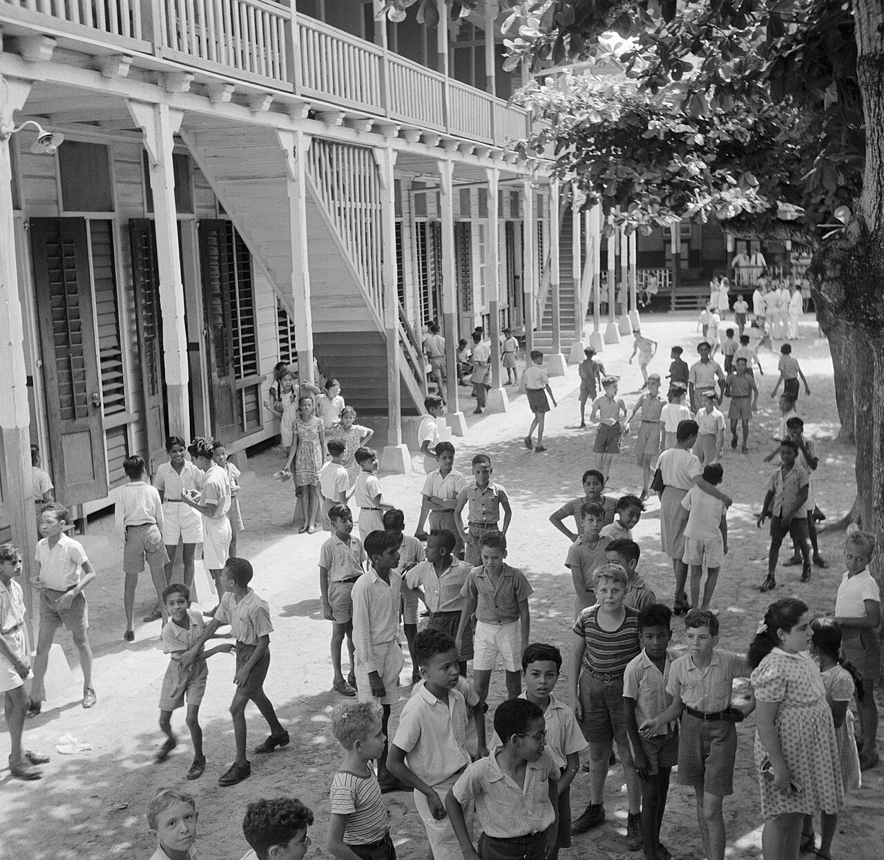 De Hendrik MULO-school in Paramaribo, Bestanddeelnr 252-6200