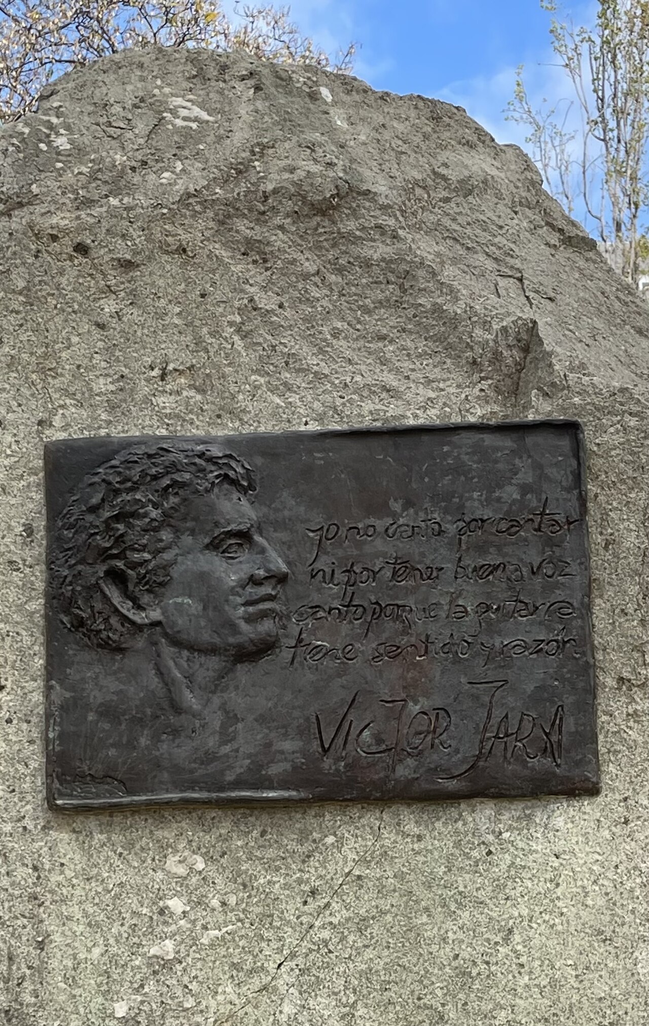 A Víctor Jara (Lautaro Díaz Silva), Parc Josep Maria Serra Martí, Nou Barris, Barcelona
