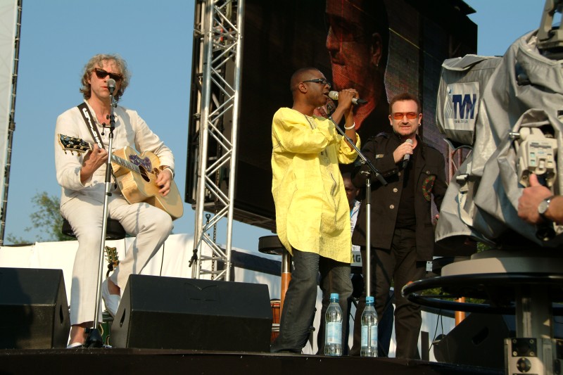 Deine Stimme Gegen Armut P8 concert Bob Geldof, Youssou N'Dour & Bono