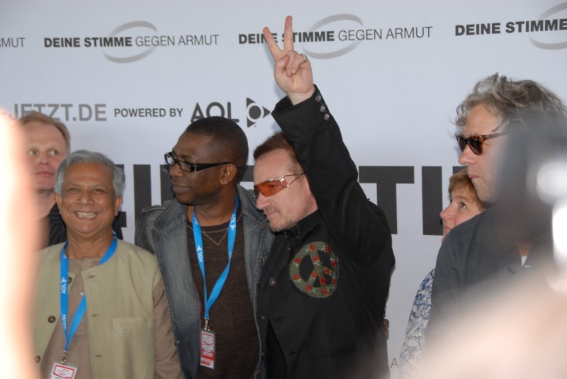 Deine Stimme Gegen Armut P8 concert Herbert Groenemeyer, Muhammad Yunus, Youssou N'Dour, Bono & Bob Geldof