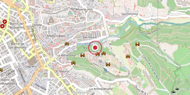 Street map of the area around The Alhambra; the red dot marks 37°10′41″N 3°35′24″W